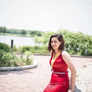 Meet your Posher, Fatima